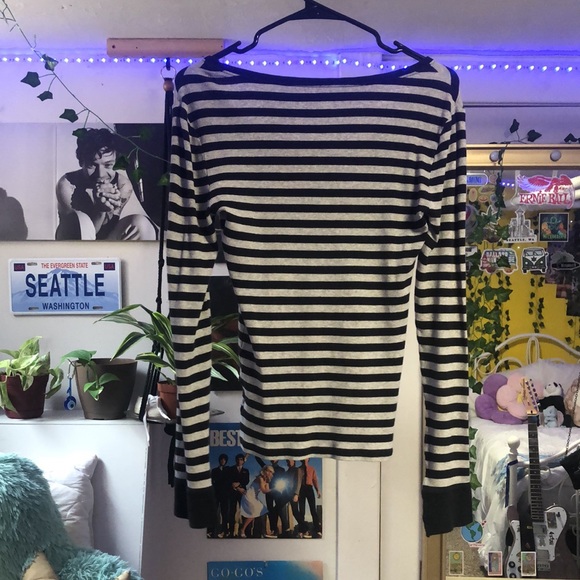 Faded glory size medium black and grey shirt. - Picture 2 of 4